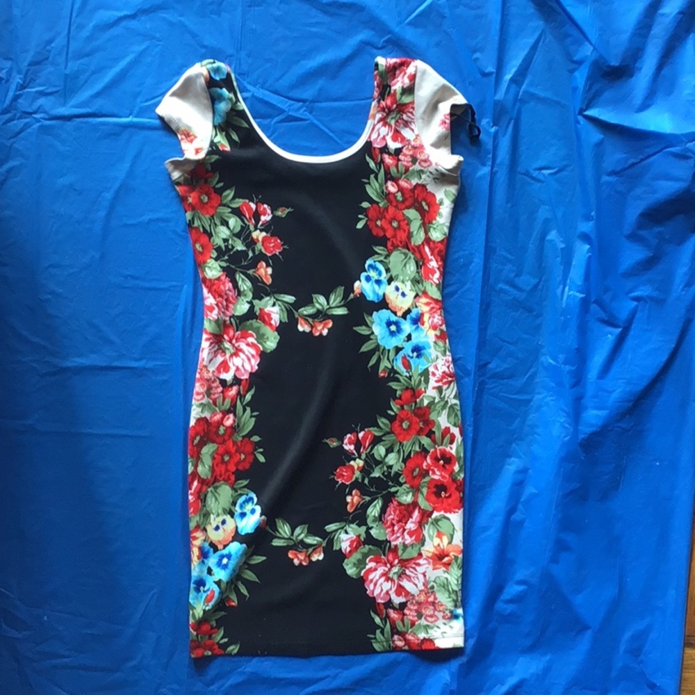 Floral bodycon dress